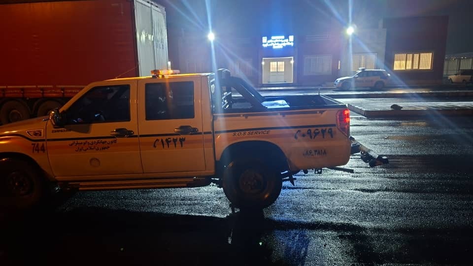 حضور امداد خودرو کانون جهانگردی و اتومبیلرانی استان مرکزی در تمامی راه های سطح استان