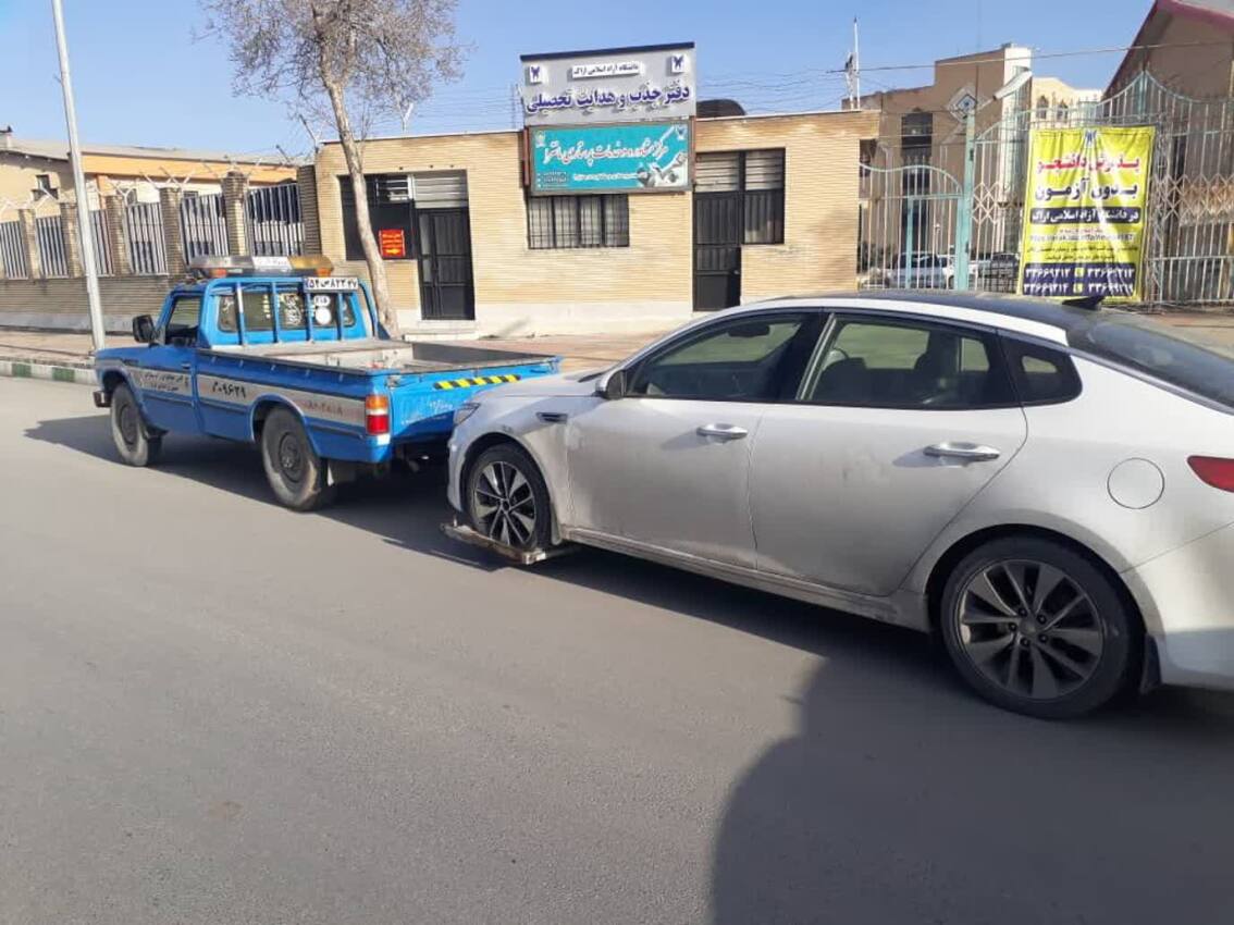 حمل خودرو توقیفی در ساوه