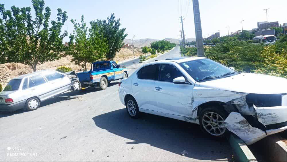 تصادف رخ به رخ در اراک