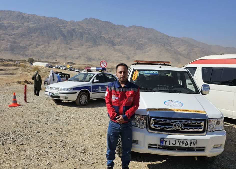 حضور کانون جهانگردی و اتومبیلرانی استان مرکزی در مانور اقتدار آفتاب استان مرکزی